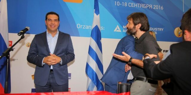 Το σχόλιο του πρωθυπουργού σε ερώτηση πολίτη