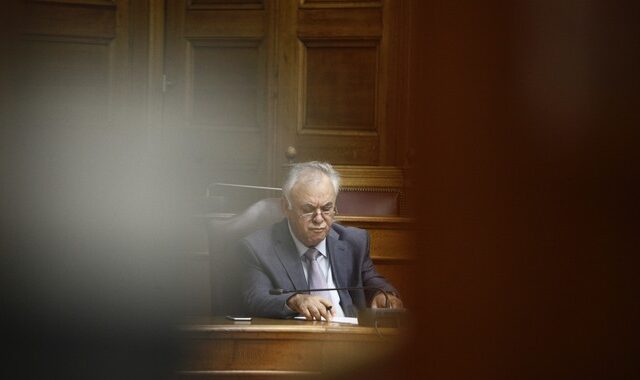 Καμία αντίφαση για το χρέος, λέει τώρα η αντιπροεδρία