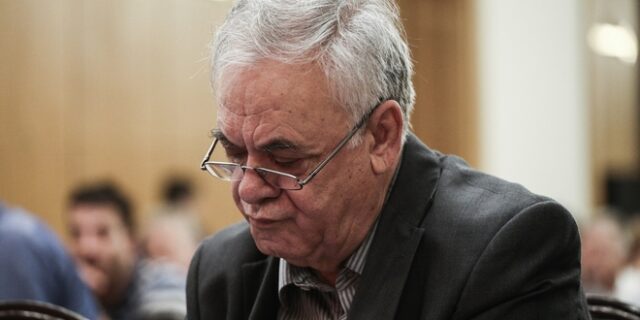 Χαλινάρι στο Δραγασάκη για το χρέος