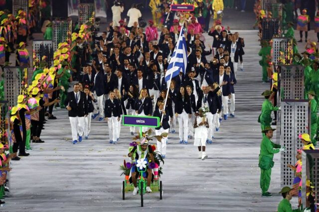 LIVE ΕΙΚΟΝΑ: Η ΕΟΕ τιμά τους αθλητές της ελληνικής ολυμπιακής αποστολής