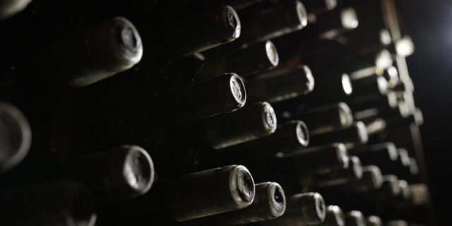 GreekWineInsider: Στα μονοπάτια του ελληνικού κρασιού
