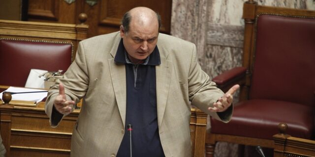 Θρησκευτικά: ΑΝΕΛ κατά Φίλη, ΣΥΡΙΖΑ κατά ΝΔ