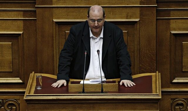 Βουλή: Στις 27 Σεπτεμβρίου η ‘μονομαχία’ των αρχηγών για την Παιδεία