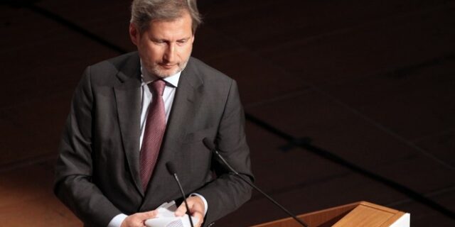 Οργισμένη απάντηση ΥΠΕΞ για το ‘τσαμικό’ του Επίτροπου Χαν