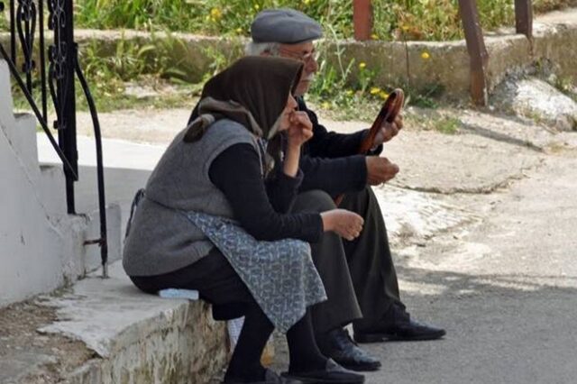 Απατεώνες πήραν 76.000 ευρώ από 4 ηλικιωμένους με την μέθοδο των τροχαίων