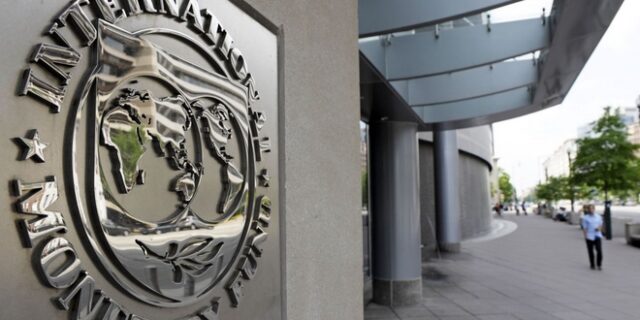Bloomberg: Πιθανή μια μη συμμετοχή του ΔΝΤ στο ελληνικό πρόγραμμα ως τις γερμανικές εκλογές