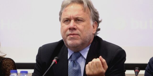 Κατρούγκαλος: Η διαπραγμάτευση συνεχίζεται σαν να ήμουν εγώ εκεί