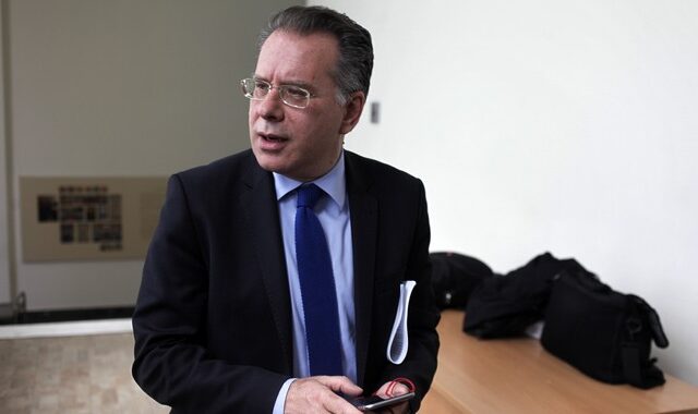 Κουμουτσάκος για Ωραιόκαστρο και Ντογιάκο