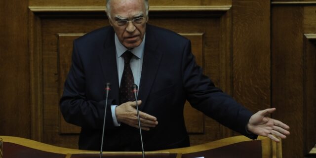 Λεβέντης: Να ζητήσουμε 60 εκ ευρώ από κάθε κανάλι