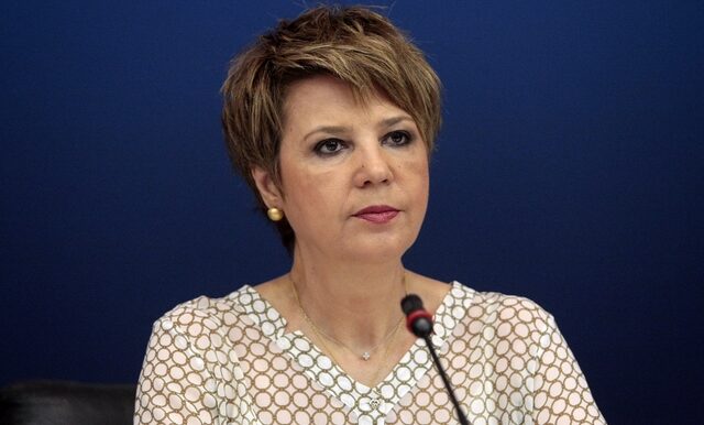 Γεροβασίλη: Τα σχολεία για τα προσφυγόπουλα θα λειτουργήσουν