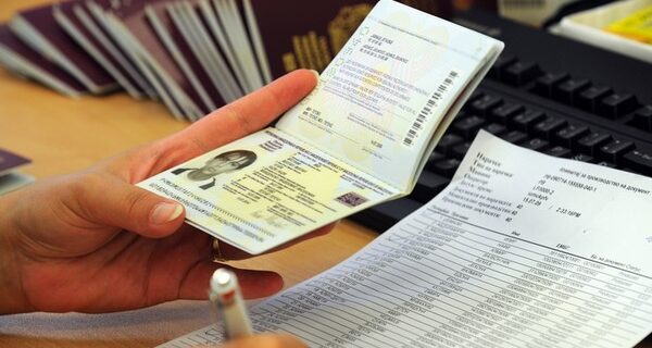 Διαψεύδει το ΥΠΕΞ φήμες για αλλαγή πρακτικής αναγνώρισης ταξιδιωτικών εγγράφων της ΠΓΔΜ