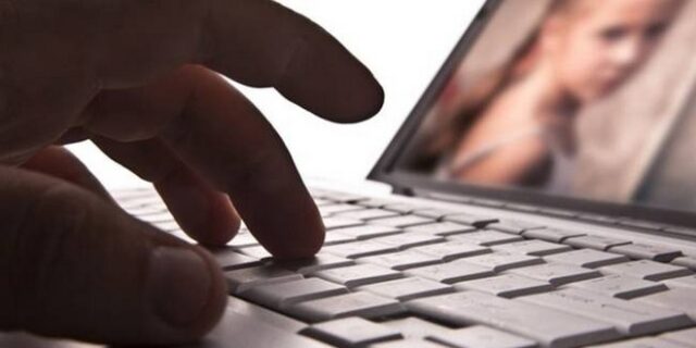 Χειροπέδες σε 37χρονο για πορνογραφία ανηλίκων