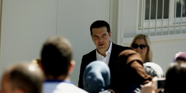 Διυπουργική σύσκεψη για το προσφυγικό, υπό τον Αλέξη Τσίπρα