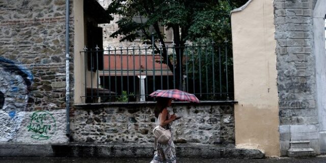 Καταιγίδες στο μεγαλύτερο μέρος της χώρας