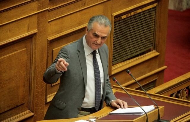 Εκτός γραμμής ΝΔ ο Σάββας Αναστασιάδης: Να πάρει κανάλι ο Σαββίδης