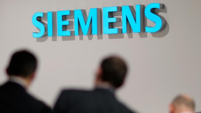 Δίκη Siemens: Οι χορηγίες στα κόμματα, οι οικοσυσκευές και η οικογένεια Μητσοτάκη