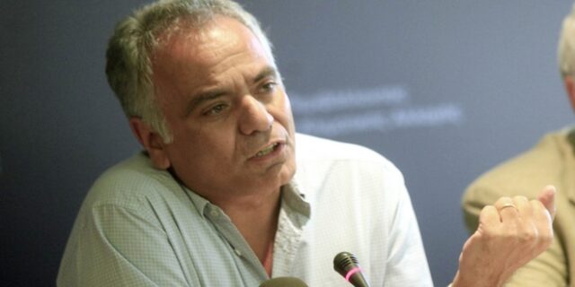 Άδειασμα ή ενίσχυση Σκουρλέτη;
