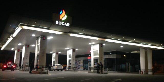 Η SOCAR θέλει τη ΔΕΣΦΑ, αλλά δεν βάζει το χέρι βαθιά στην τσέπη