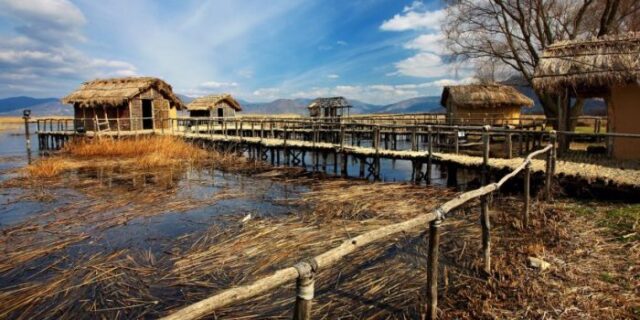 Μηχανή του Χρόνου: Το προϊστορικό χωριό σε βυθό ελληνικής λίμνης