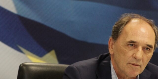 Σταθάκης: 11,5 δισ. ευρώ στην ιδιωτική οικονομία μέχρι τα Χριστούγεννα