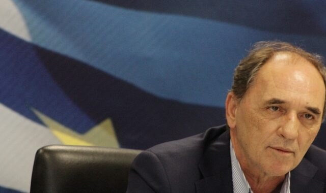 Σταθάκης: 11,5 δισ. ευρώ στην ιδιωτική οικονομία μέχρι τα Χριστούγεννα