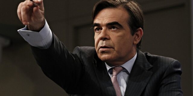 Η Κομισιόν ξεκαθαρίζει: Δεν έχουμε αρμοδιότητα για τις τηλεοπτικές άδειες