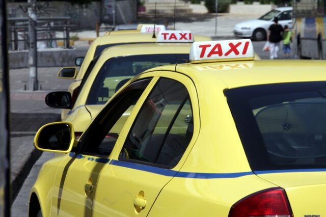 Τρεις συλλήψεις οδηγών ταξί