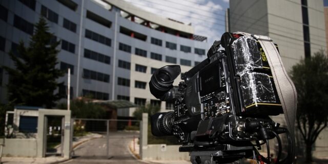 Όσα δεν έδειξαν οι κάμερες στη ΓΓΕΕ: Η ‘χαρτοπαικτική λέσχη’ και οι κοιτώνες αρρένων – θηλέων