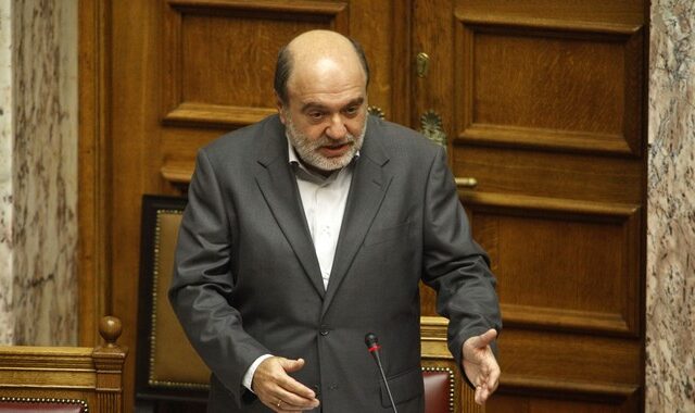 Παρατείνονται οι φορολογικές υποχρεώσεις για κατοίκους σε πληγείσες περιοχές