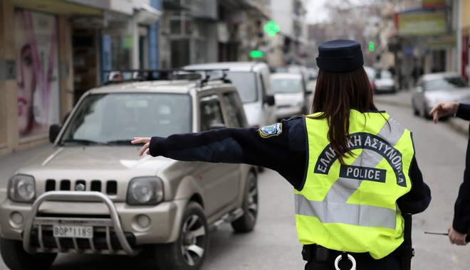 Μεθυσμένος οδηγός στην Κόρινθο τράκαρε με 6 αυτοκίνητα