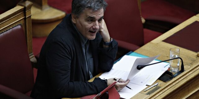 Κυβερνητική σιγουριά για λύση στο χρέος και ποσοτική χαλάρωση