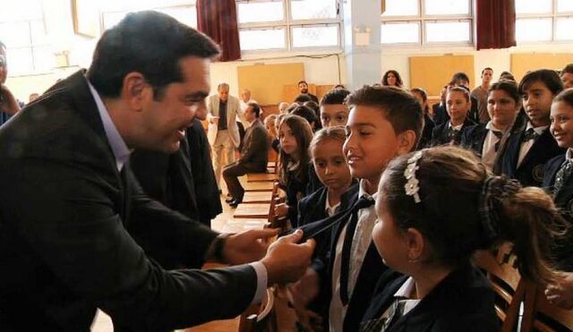 Ο Τσίπρας, ο μαθητής και η γραβάτα