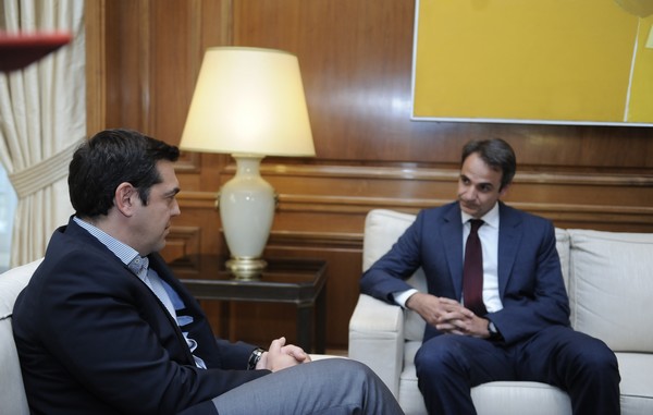 Γιατί ο Μητσοτάκης καλεί τον Τσίπρα σε παραίτηση
