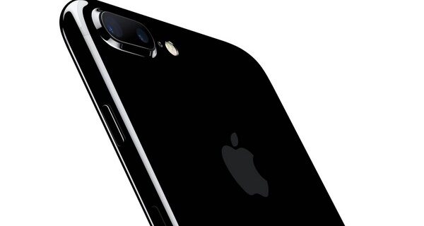 Ξεπουλάει το iPhone 7 σε όλον τον κόσμο, πάει για ρεκόρ και στην ελληνική αγορά
