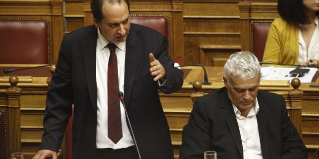 Βουλή: Κόντρα Άδωνι– Σπίρτζη για βαθύ ΠΑΣΟΚ, Ζωή και διαπλοκή