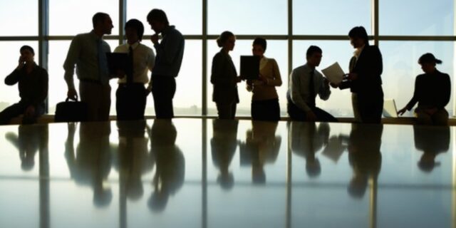 Οι Έλληνες φοβούνται για την εργασία τους