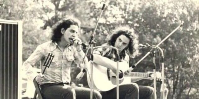 Μηχανή του χρόνου: Το αποτυχημένο ντεμπούτο των αδελφών Κατσιμίχα