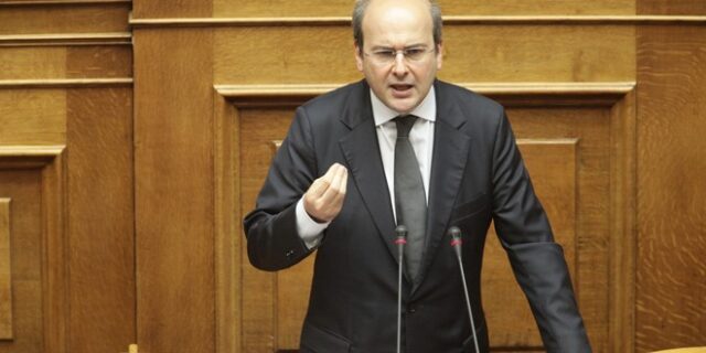 Χατζηδάκης: Έρχεται ‘ηρωική έξοδος’ ΣΥΡΙΖΑ με εκλογές