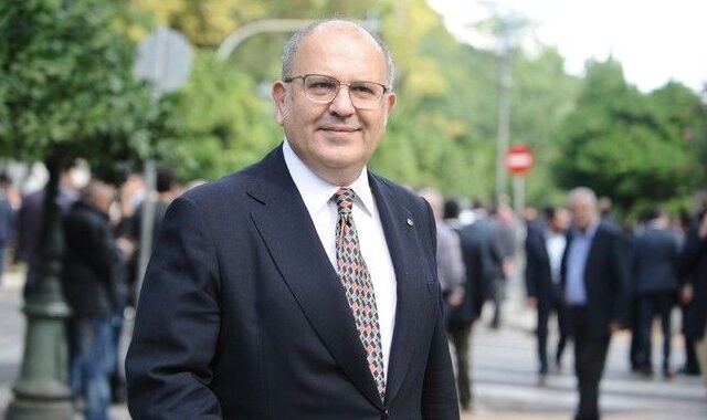 Ξυδάκης: Χώρες της ΕΕ δεν απαντούν καν στο αίτημα της Ελλάδας να δεχτούν πρόσφυγες