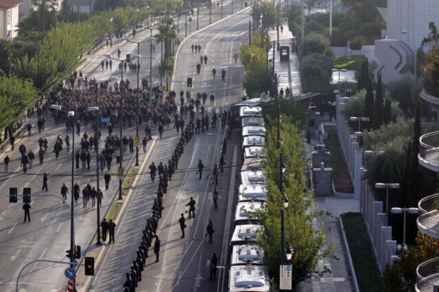 Φονιάδες των λαών, ευεργέτες μας…