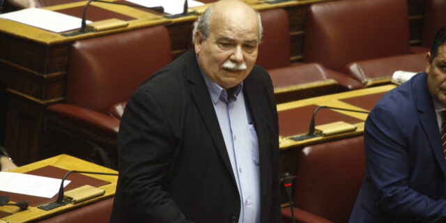 Ομόφωνη απόρριψη της άρσης ασυλίας Βούτση