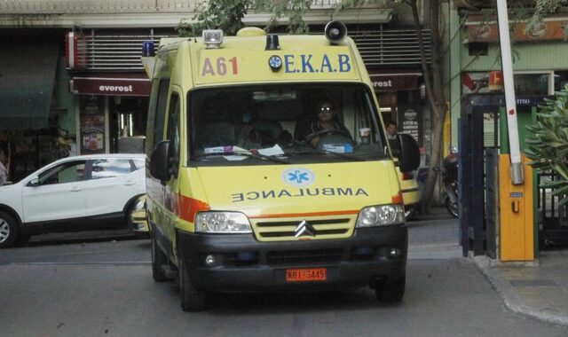 Θεσσαλονίκη: Γυναίκα έπεσε από τον τρίτο όροφο στις Συκιές