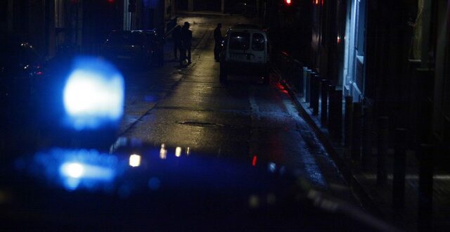 Οδηγός προσέκρουσε σε κολόνα της ΔΕΗ που καταπλάκωσε ηλικιωμένο