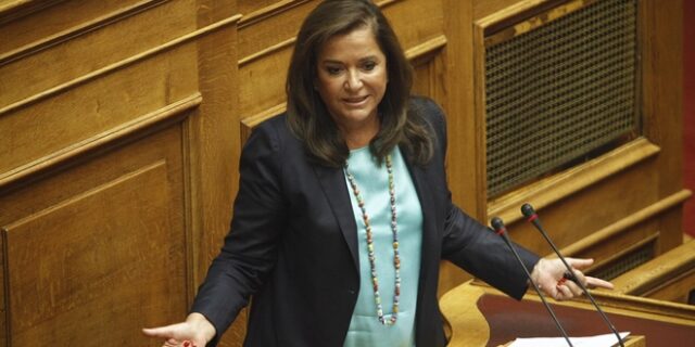 Μπακογιάννη: Οι κυβερνήσεις της ΝΔ έπρεπε να είχαν ρυθμίσει το τηλεοπτικό τοπίο