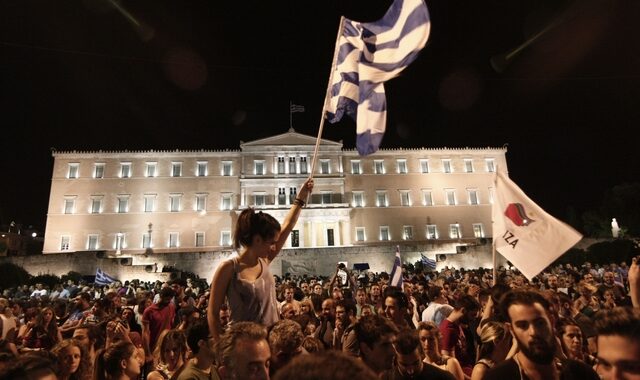 Δημοψήφισμα 2015: Τι ψηφίσαμε και βγήκε “Όχι”, τα σποτ και τα πρωτοσέλιδα