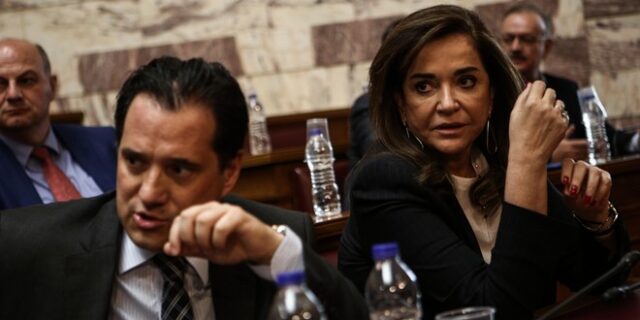 H Ντόρα Μπακογιάννη αποδοκίμασε τις δηλώσεις Άδωνι