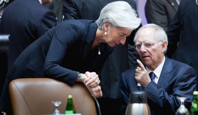 Σόιμπλε: Ελάφρυνση του χρέους στο τέλος του τρίτου προγράμματος εάν είναι αναγκαίο