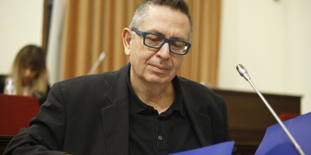 Εξεταστική: Αναπάντητα ερωτήματα για τις εταιρικές αλλαγές του Πρώτου Θέματος