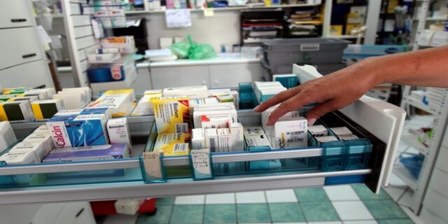 Τριπλασιάστηκαν οι ανασφάλιστοι και αδύναμοι πολίτες με μηδενική συμμετοχή στα φάρμακα