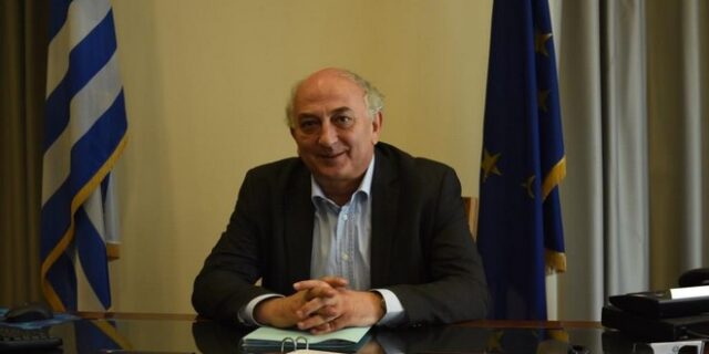 Αμανατίδης από Ιεροσόλυμα: Το Άγιο Φως να μεταλαμπαδεύσει το μήνυμα της ειρήνης και της ελπίδας